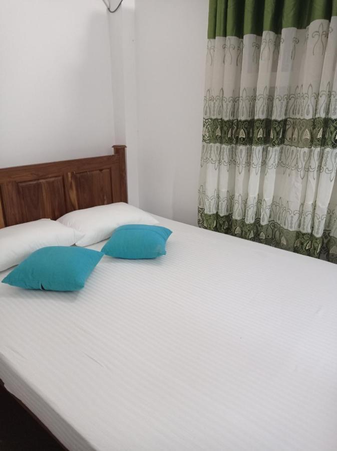 Surf & Salt Apartment Weligama Exterior foto