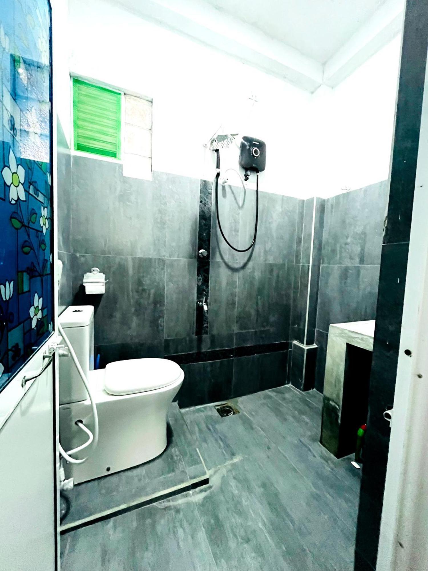 Surf & Salt Apartment Weligama Exterior foto