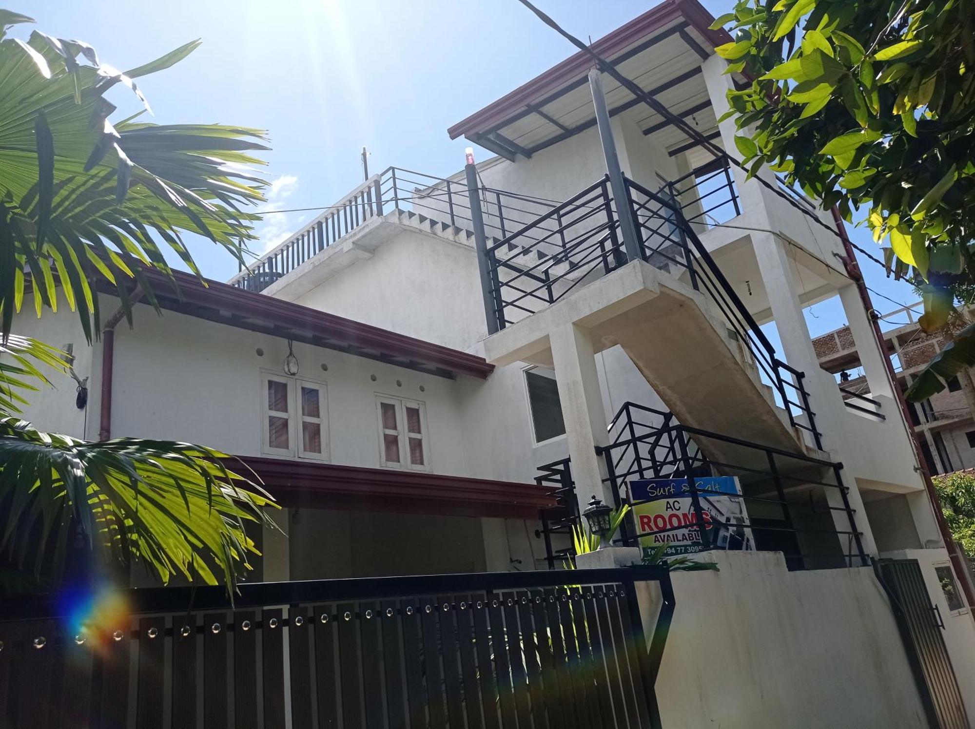 Surf & Salt Apartment Weligama Exterior foto