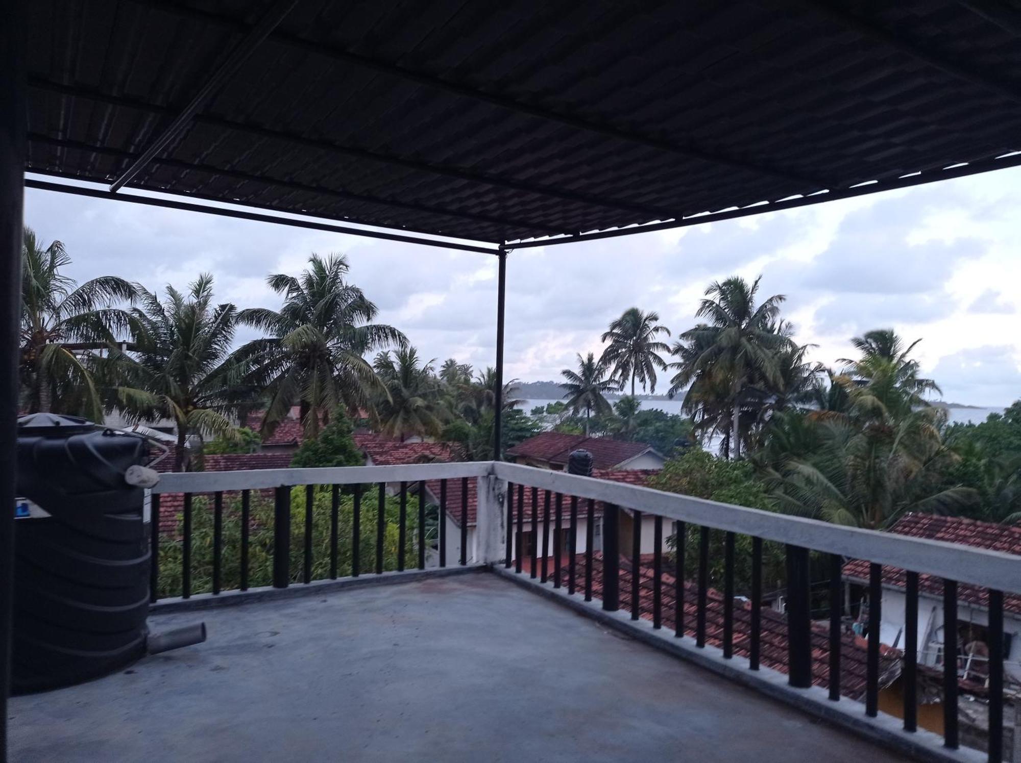 Surf & Salt Apartment Weligama Exterior foto